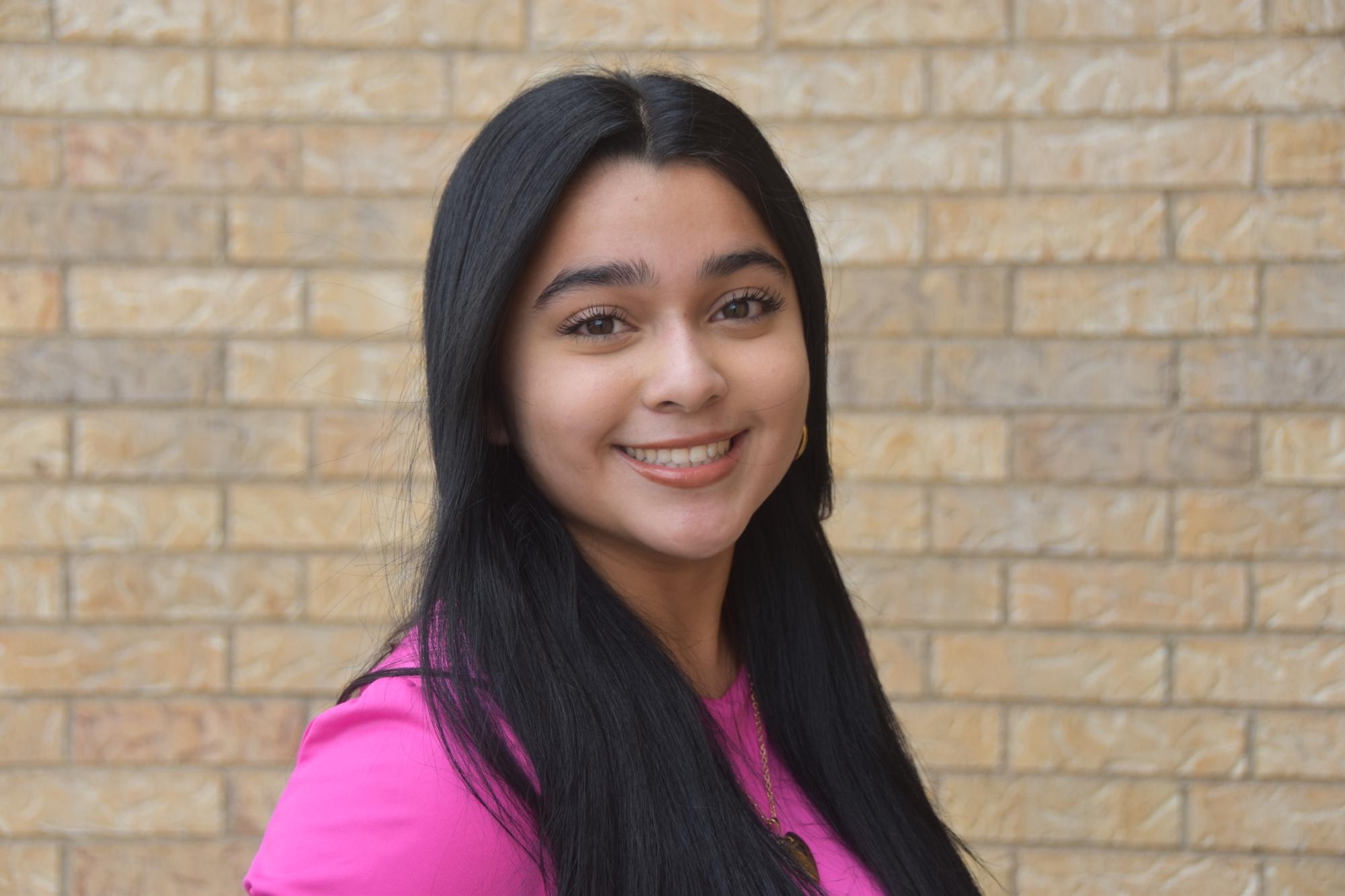 Senior Spotlight- Krystal Monares – The Paw Print Press