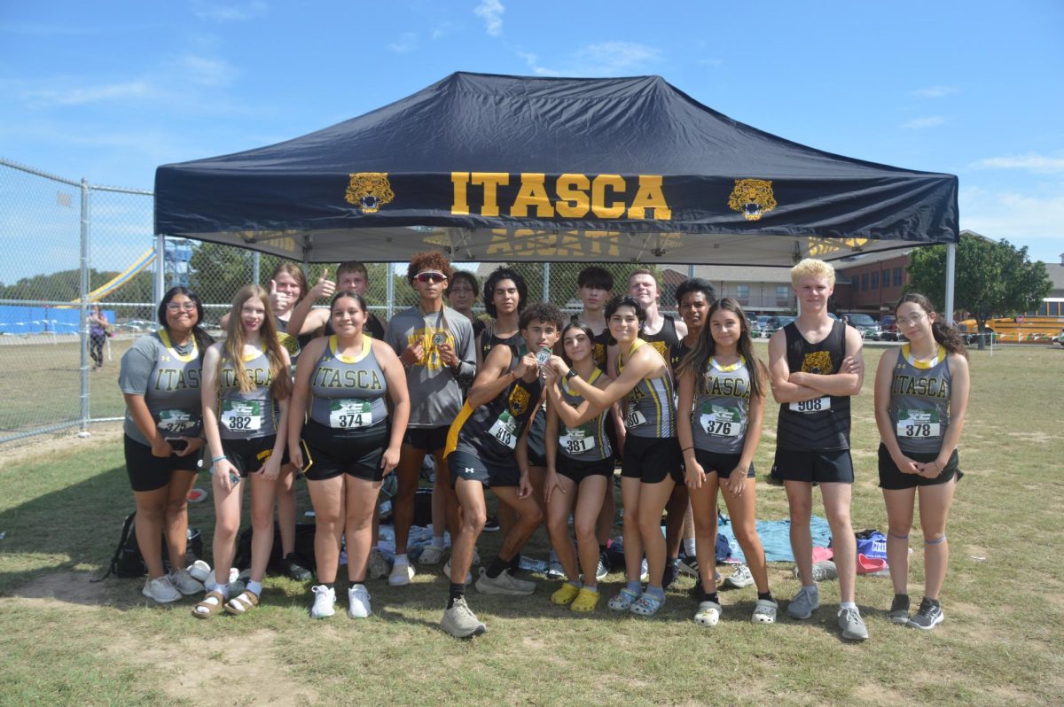 Itasca Cross Country JV and Varisty Meet in Waxahachie,Tx