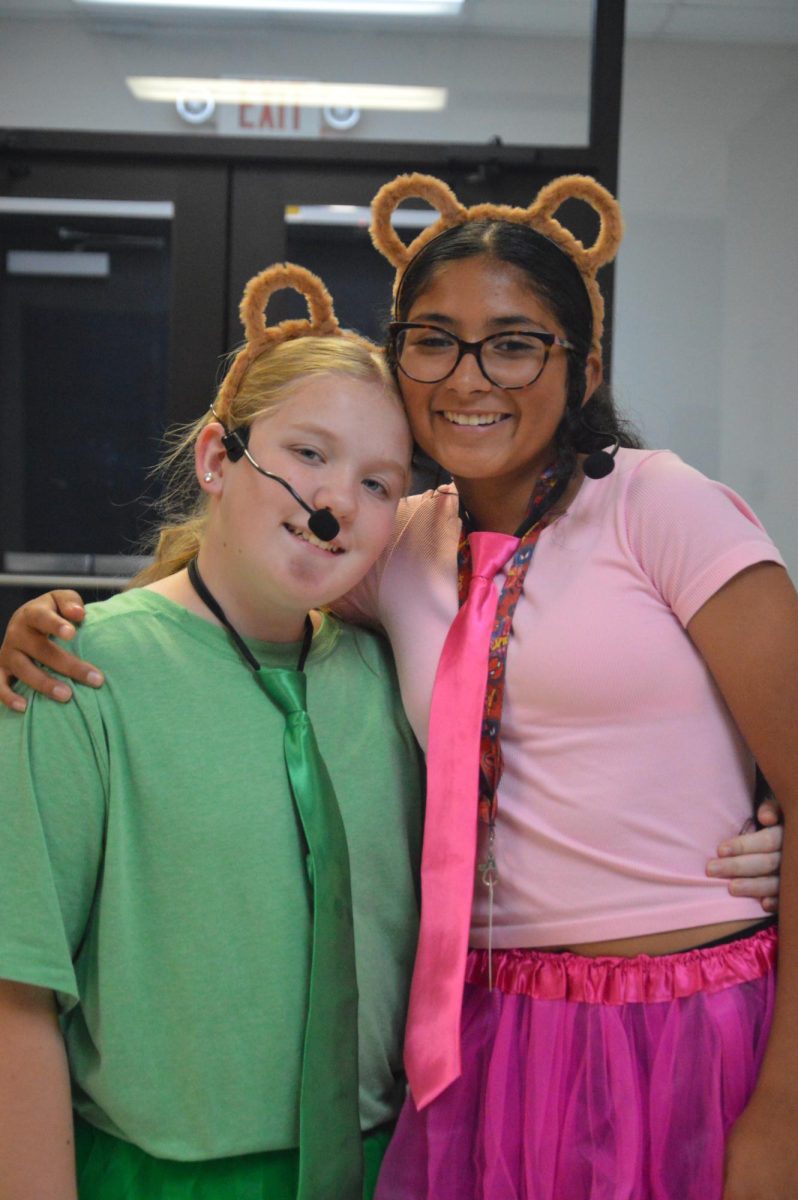 JH/ELEM SPIRIT WEEK DAY 1!!